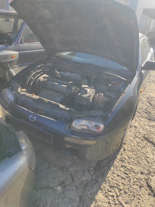 Мазда 323 бензин на части