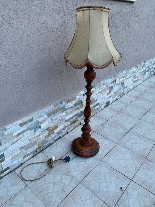 Deosebita lampa-mahon-abajur piele-Belgia