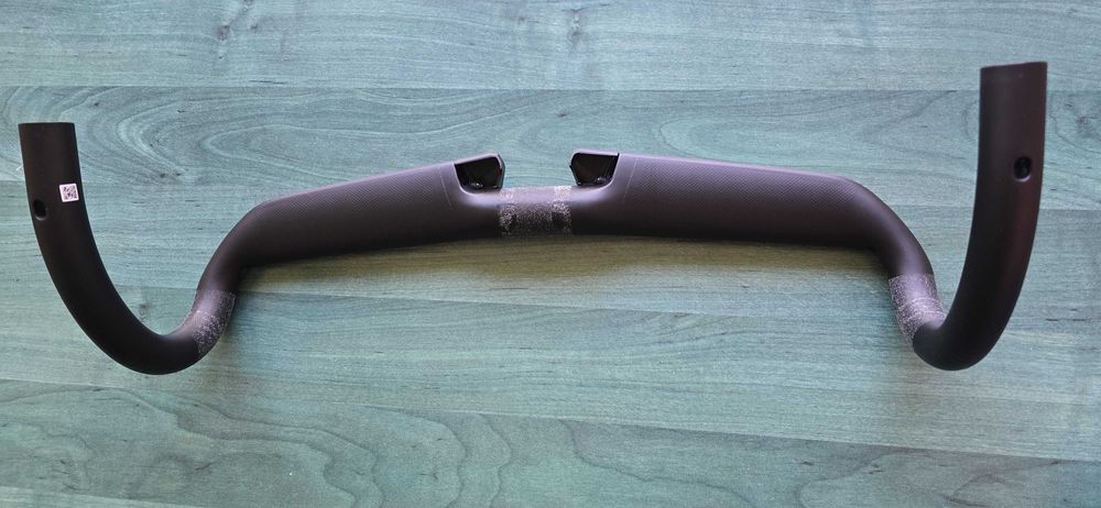 OCAZIE! Ghidon SPECIALIZED ROVAL Rapide Carbon 440mm - NOU!