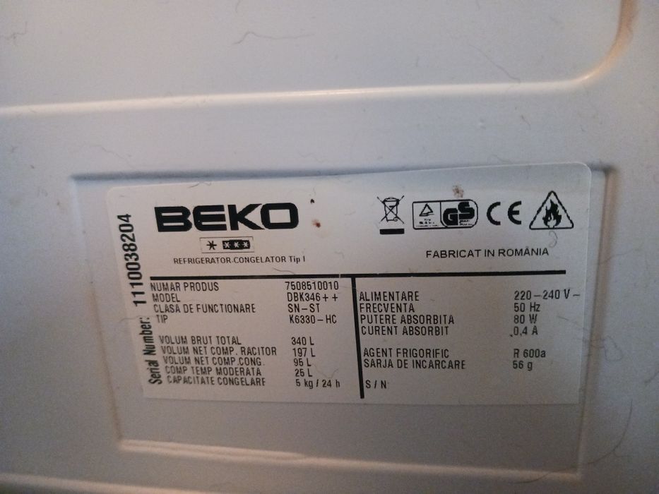 Raft pentru sticle combină frigorifică Beko