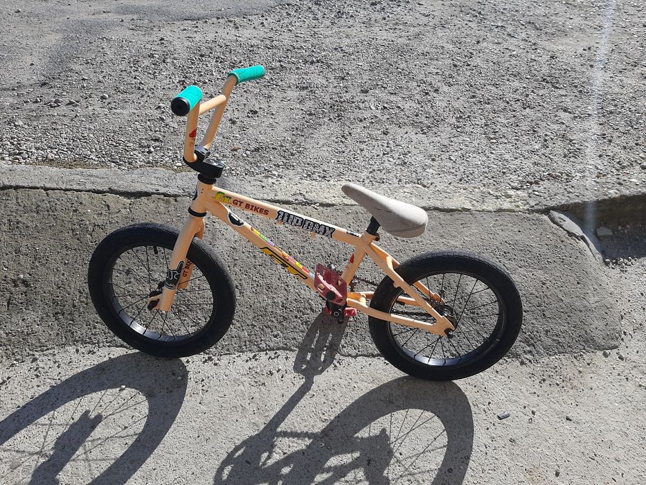 Продавам БМХ детски 16"