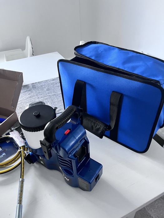 Pompa vopsea pe baterie