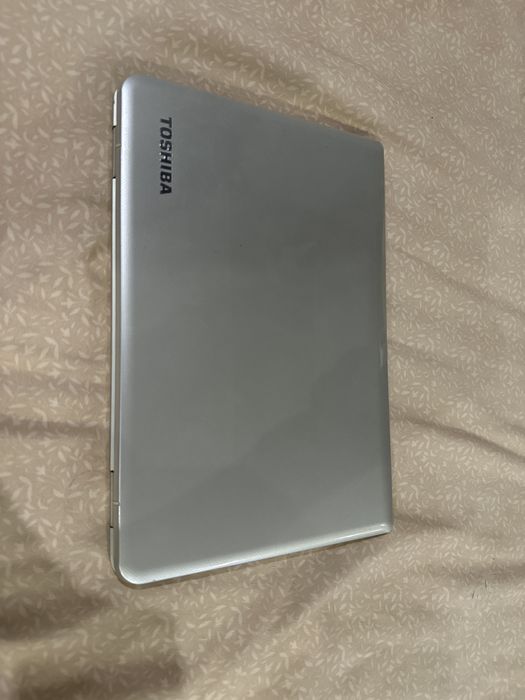 Toshiba satellite cl 10-b-100