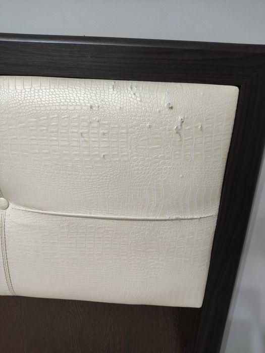 Кровать двуспальная