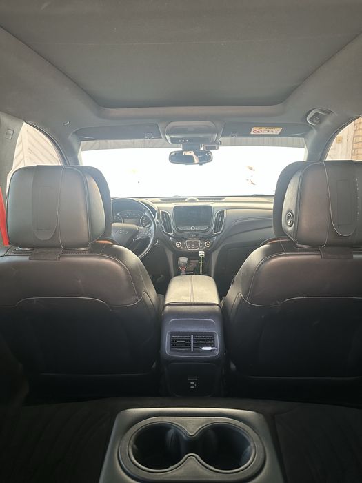 Еквинокс продается