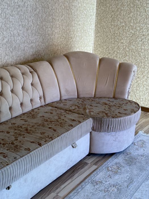 Диван для гостиной