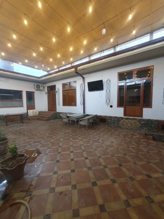 Kunlik ijara Hovli beriladi.5-maktab.Samarqand sh
