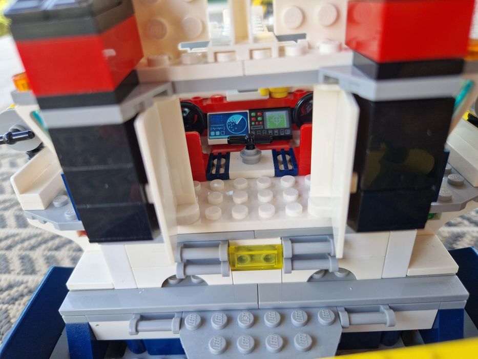 Navă de explorare a oceanului LEGO® City (60266)