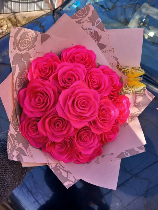 Trandafiri din satin.