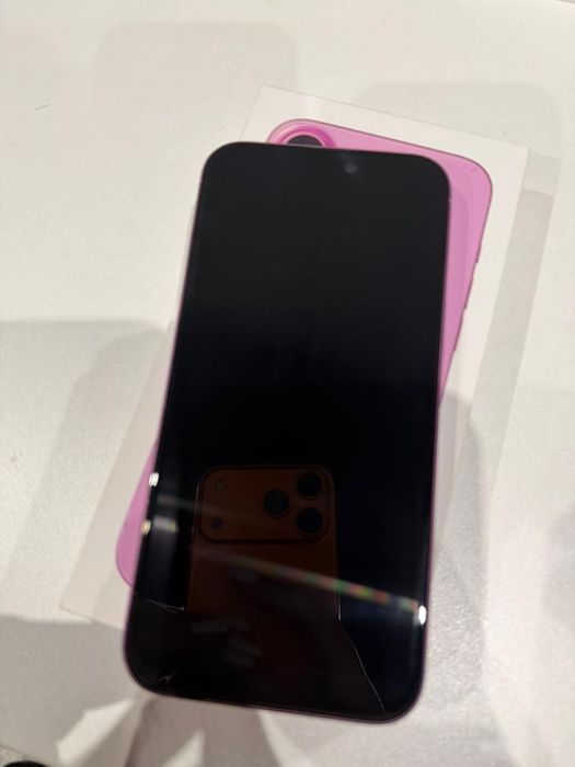 Iphone 16 plus розовый