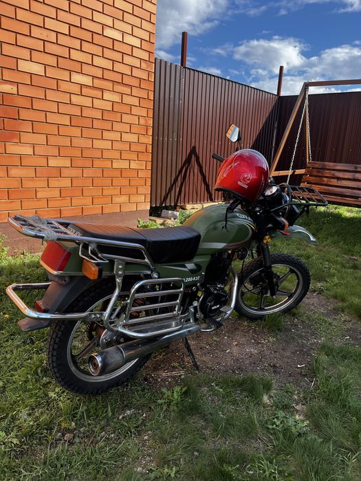 Продам мотоцикл 200
