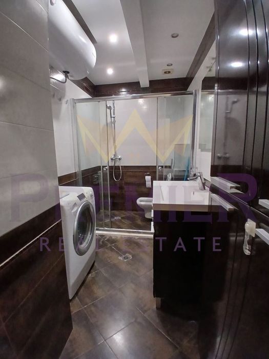 Дава се под наем Двустаен апартамент в Варна, Център - 80 кв.м за 714 € - Снимка #9