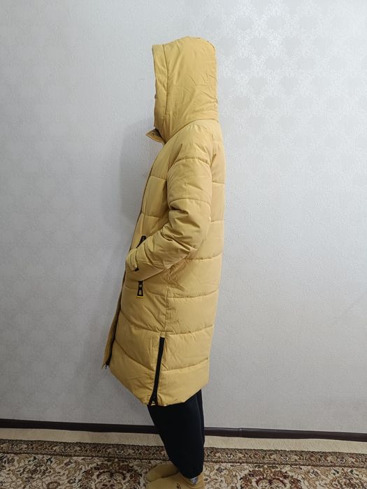 Продаю женскую куртку