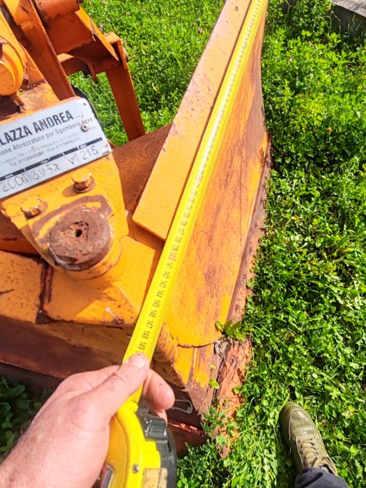 Lama de zăpadă V unimog sau tractor