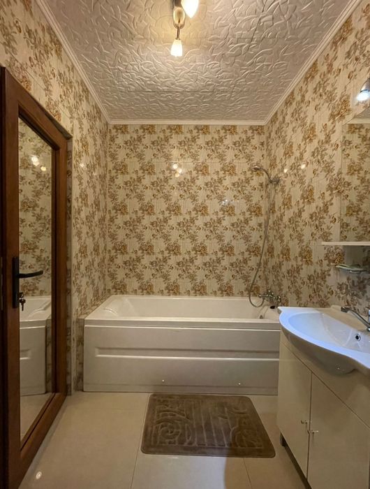 Inchiriez apartament 3 camere