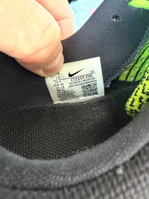 Nike React Infinity Run Flyknit 2 Volt Black ''оригинални маратонки 44 номер