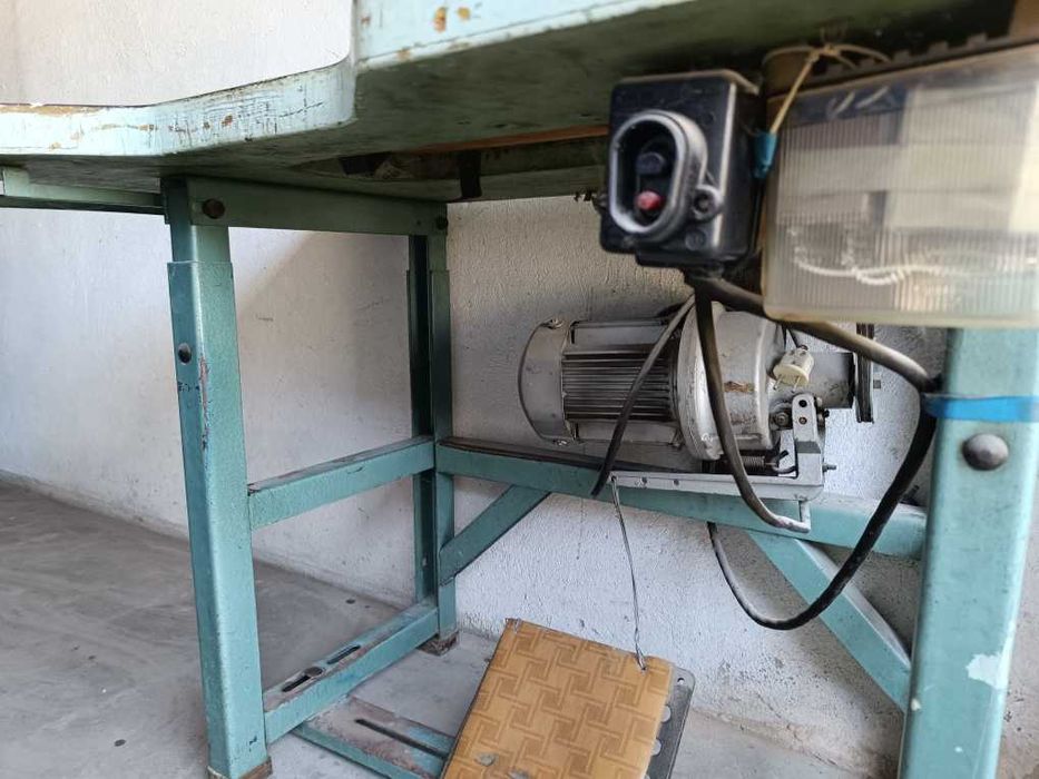 Оверлок  промышленный