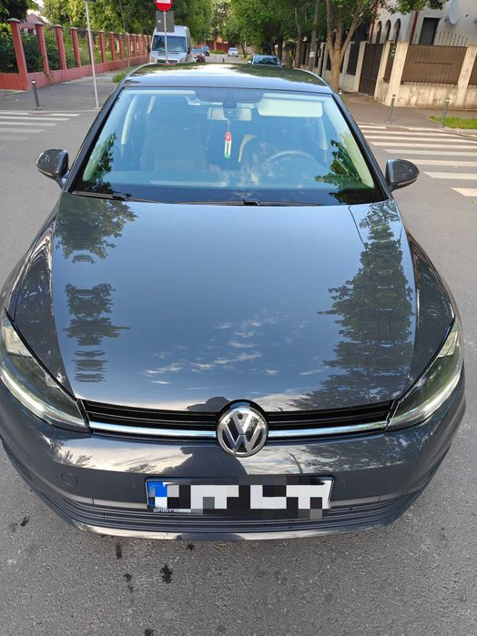 VOLKSWAGEN Golf 2020