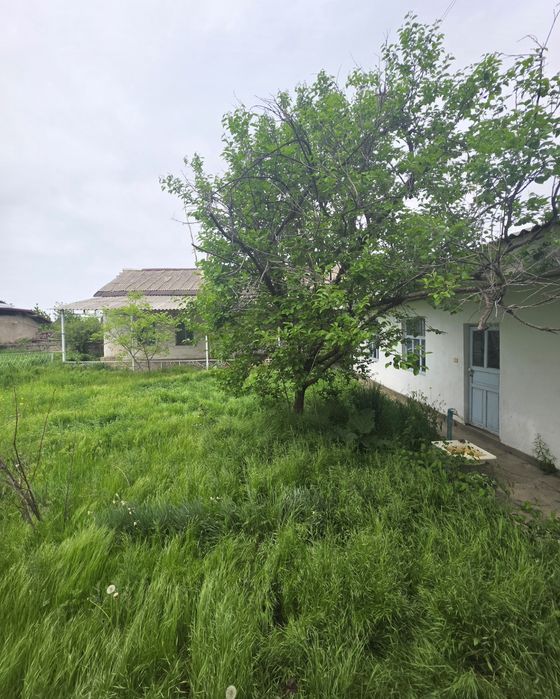 Продаётся земельный участок с домом 14,5 соток.