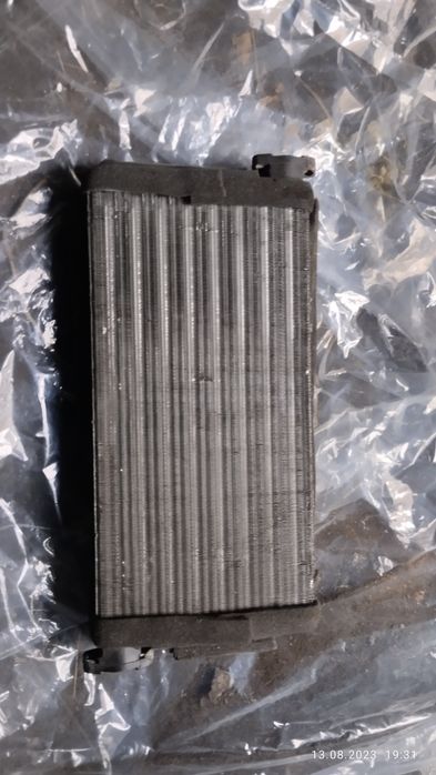 Продам разное на мерс 190