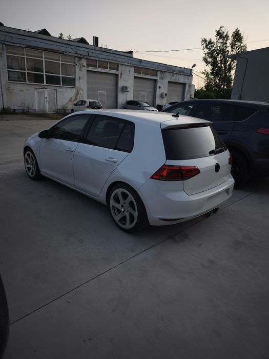 VOLKSWAGEN Golf 2015 — imagine 4