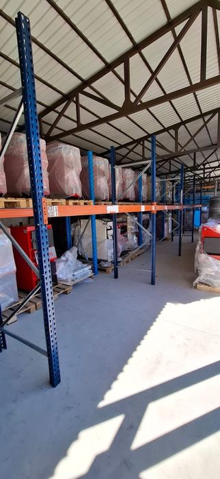 vand rafturii metalice