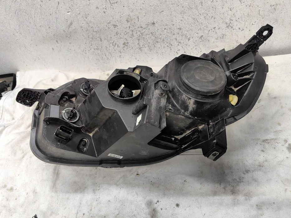 Оригинален фар Тойота  Toyota Proace