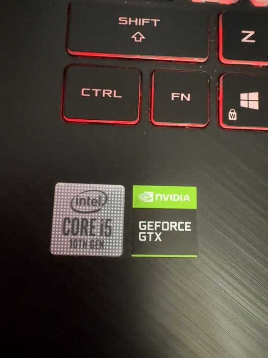 Laptop Asus ROG Strix G512LI