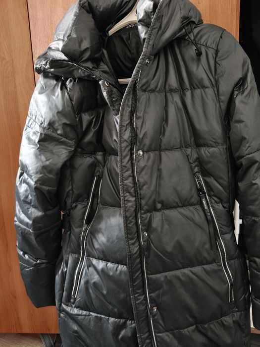 Продам зимний пуховик