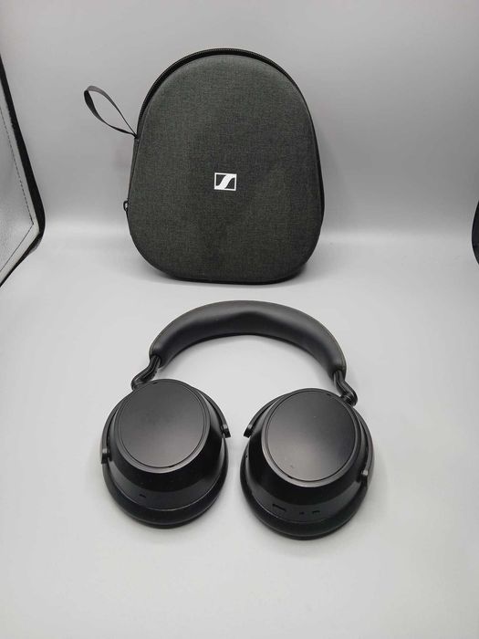 Casti Wireless Over the Ear SENNHEISER MOMENTUM 4 Graphite - Ca Noi, Autonomie 60h, Sunet Hi-Fi