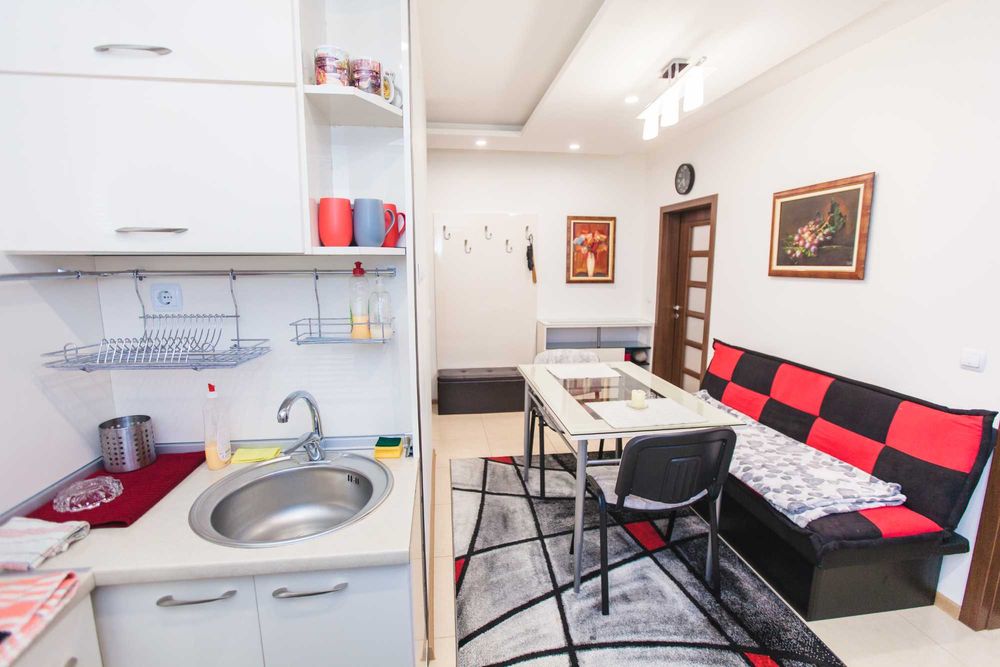 Дава се под наем Четиристаен апартамент в Плевен, Дружба 3 - 100 кв.м за 459 € - Снимка #17