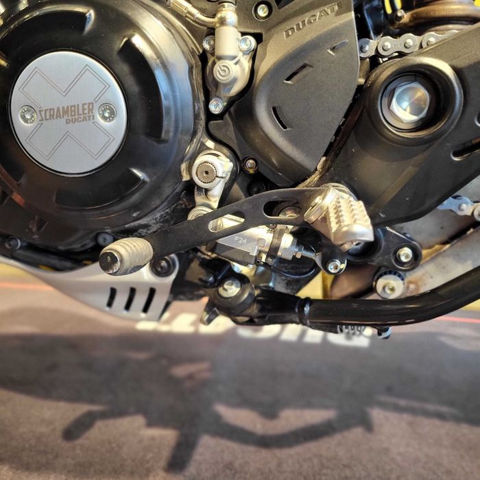 HobbyMoto vinde Ducati Scrambler ICON 800, TVA deductibil