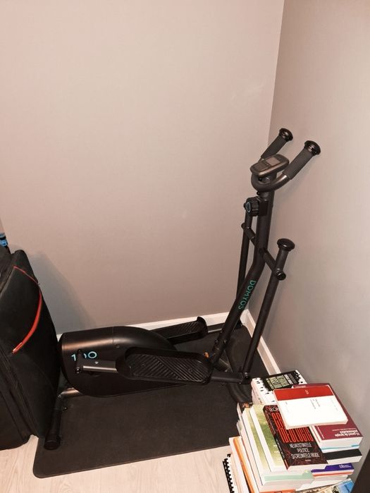 Bicicletă eliptică