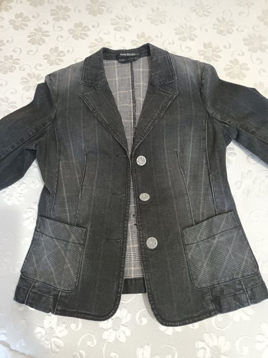 Вталено дънково сако