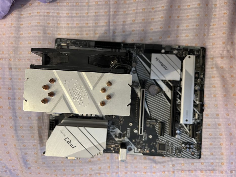 Продам материнскую плату