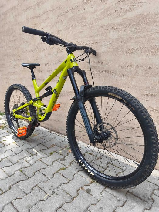 2025 YT Capra MX Core 1 *ZEB Select+/NX/DB8*