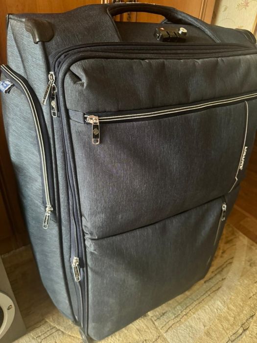 продам чемодан ,в хорошем состоянии,новый