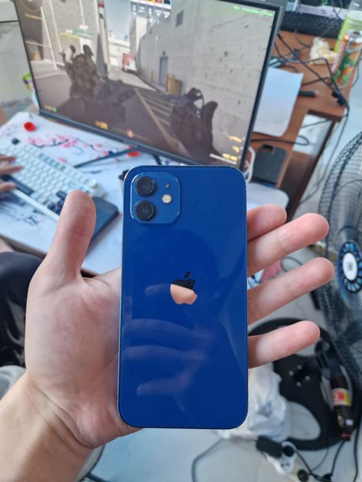 Iphone 12 blue edition