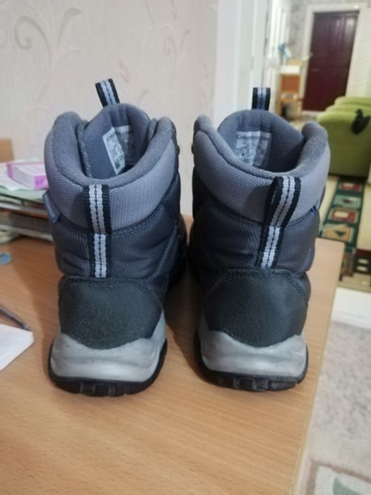 Ботинки зимние, женские