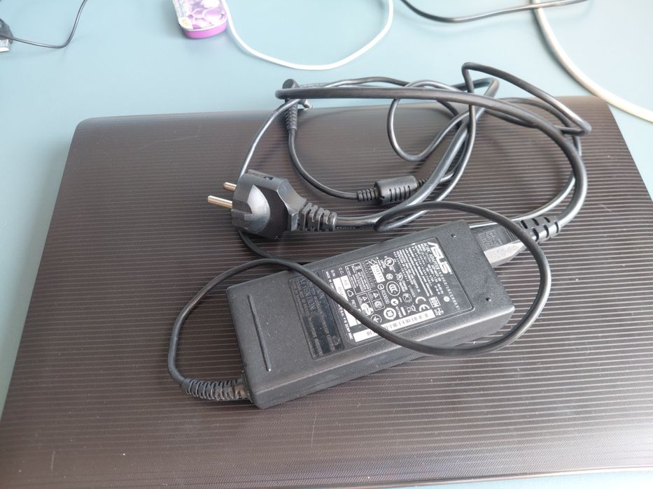 Продам ноутбук ASUS