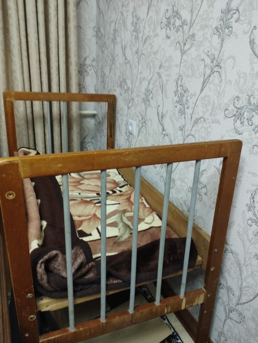 Детская кроватка