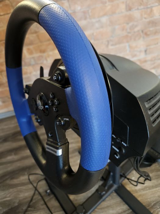 Volan + pedale + stand (simulator complet) Thrustmaster T150