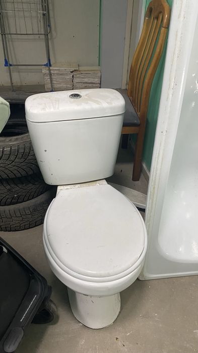 Продам ванну и туалет б/у