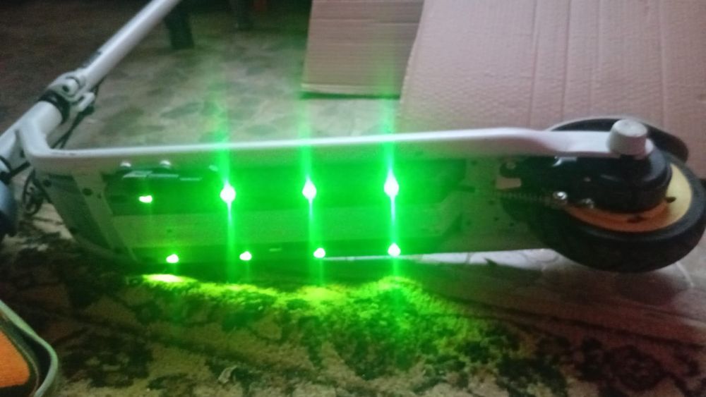 Vând trotineta electrica ninebot