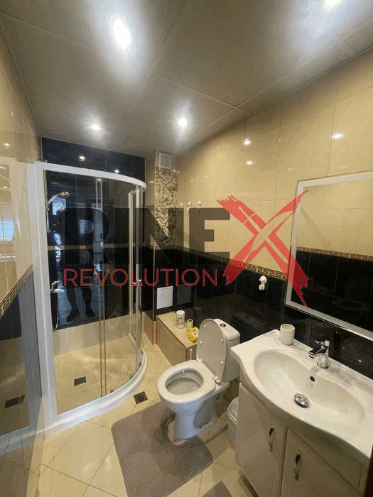 Дава се под наем Тристаен апартамент в Пловдив, Кършияка - 89 кв.м за 700 € - Снимка #9