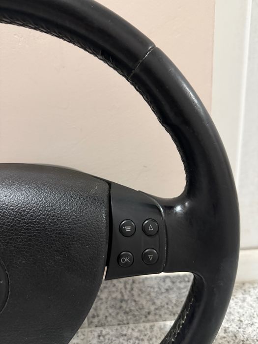 Мулти Волан c Аирбег за Vw Пасат б6, Голф5, Жетта, Туран, Тигуан