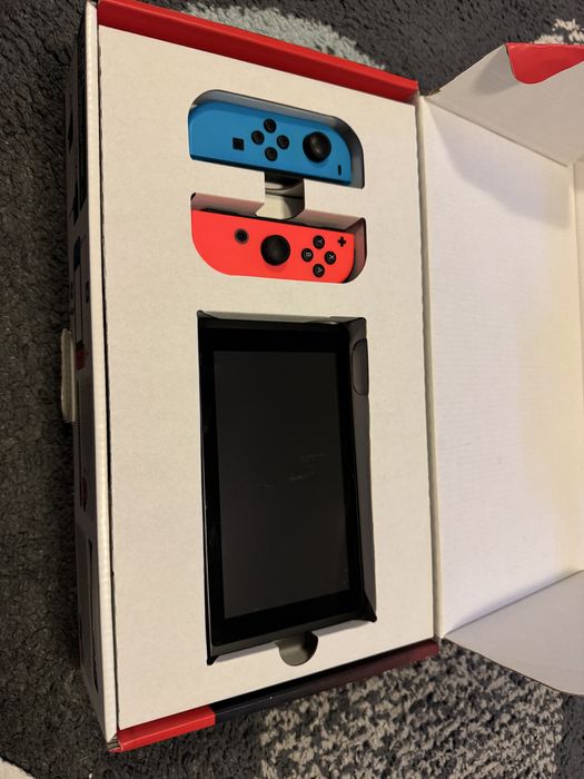 Nintendo switch+3 jocuri