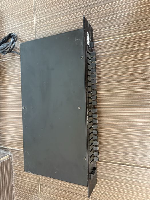 Еквалайзер Alecto