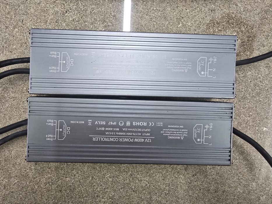 Продам блок питания 12 и 5 вольт