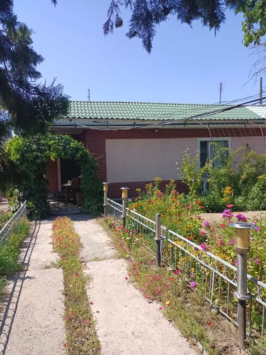 Прода мчастный дом, в центре города